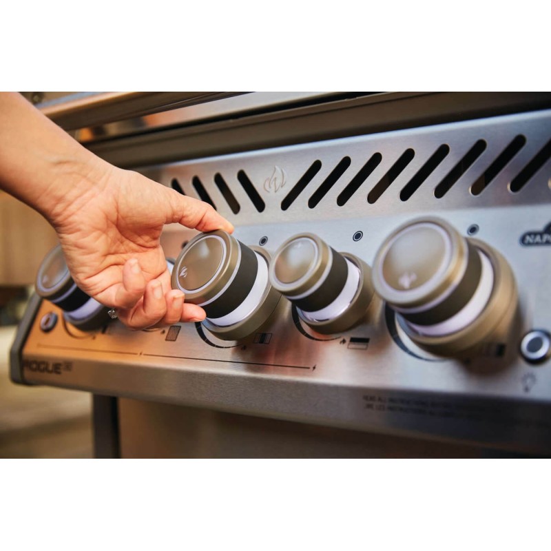 Barbecue Napoleon Rogue SE 425 RSIB pulsanti
